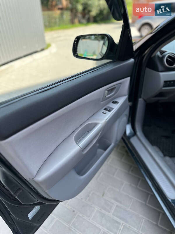 Хетчбек Mazda 3 2003 в Білій Церкві