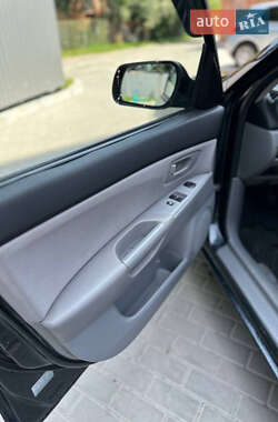 Хэтчбек Mazda 3 2003 в 