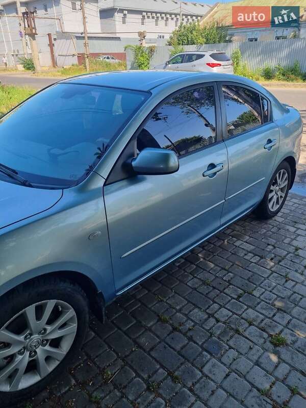 Седан Mazda 3 2007 в Одесі