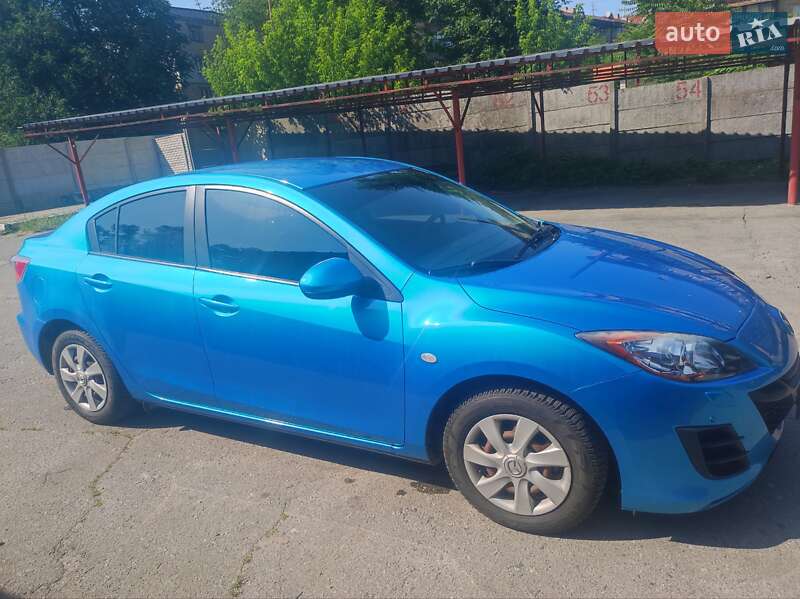 Седан Mazda 3 2010 в Днепре фото 3 Седан Mazda 3 2010 в Днепре