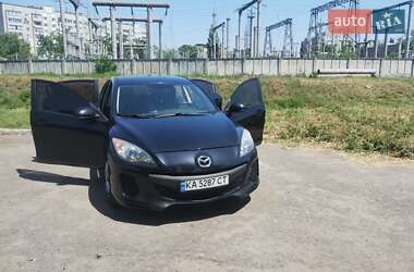 Седан Mazda 3 2012 в Кременчуге