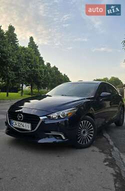 Хэтчбек Mazda 3 2018 в Умани