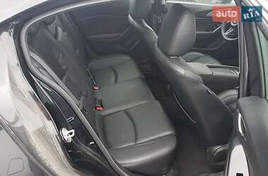 Седан Mazda 3 2016 в 