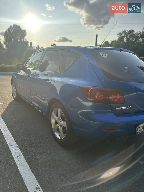 Хэтчбек Mazda 3 2003 в Киеве
