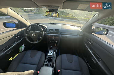 Хэтчбек Mazda 3 2003 в 