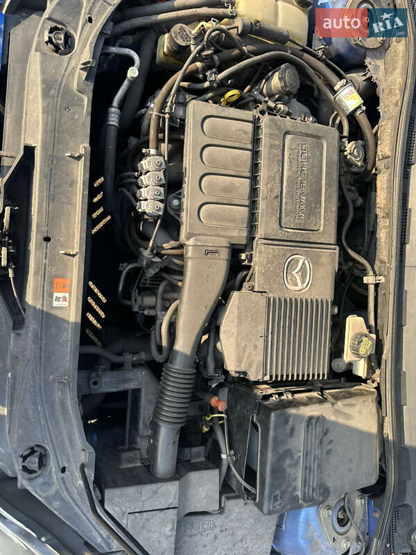 Хэтчбек Mazda 3 2003 в Киеве