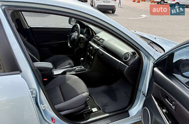 Хэтчбек Mazda 3 2008 в 