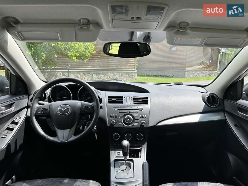 Хетчбек Mazda 3 2011 в Луцьку