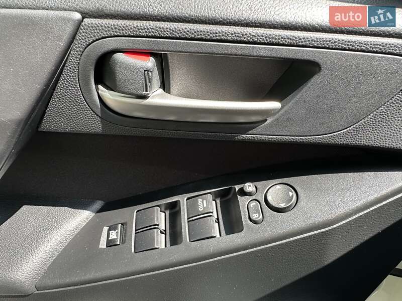 Хетчбек Mazda 3 2011 в Луцьку