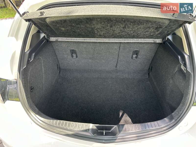 Хетчбек Mazda 3 2011 в Луцьку