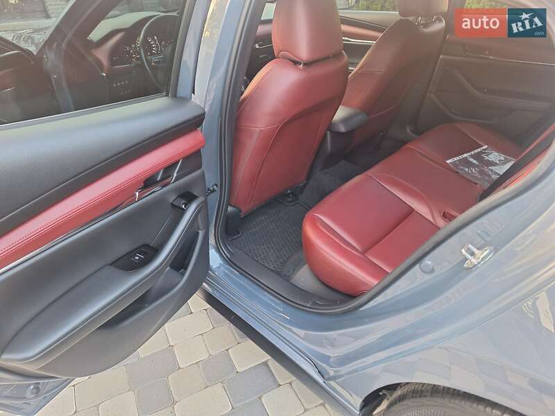 Хэтчбек Mazda 3 2021 в Черкассах
