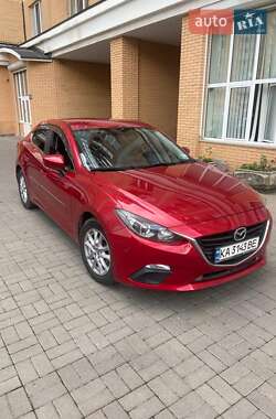 Седан Mazda 3 2016 в Киеве