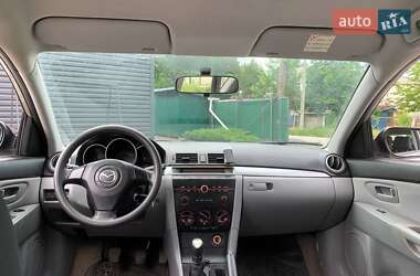 Хетчбек Mazda 3 2005 в Коростишеві