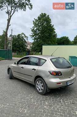 Хетчбек Mazda 3 2005 в Коростишеві