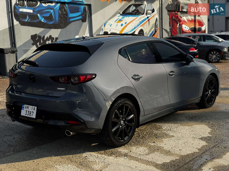 Хетчбек Mazda 3 2021 в Житомирі