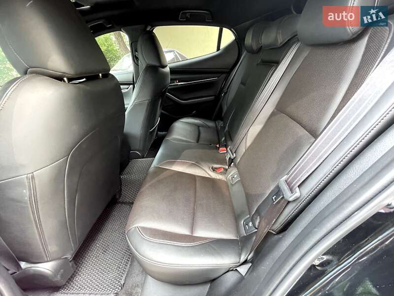 Хетчбек Mazda 3 2021 в Харкові