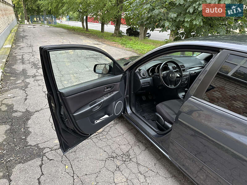 Хэтчбек Mazda 3 2007 в Виннице
