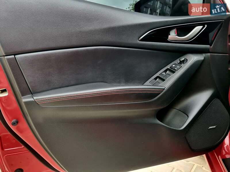 Седан Mazda 3 2013 в Кропивницком
