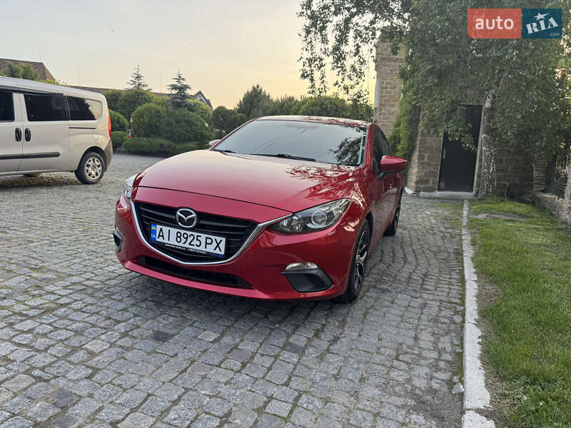 Mazda 3 2015