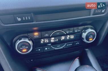 Седан Mazda 3 2015 в 
