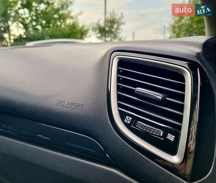 Седан Mazda 3 2013 в Кропивницком
