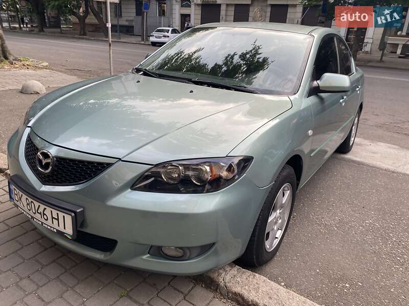 Седан Mazda 3 2004 в Одессе