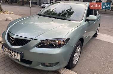 Седан Mazda 3 2004 в 