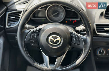 Седан Mazda 3 2013 в 