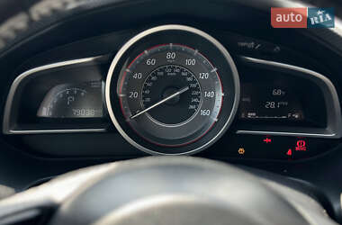 Седан Mazda 3 2013 в 