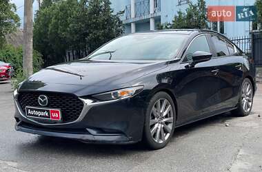 Седан Mazda 3 2019 в Киеве