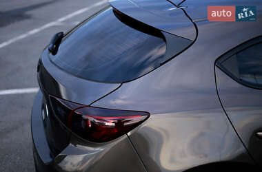 Хэтчбек Mazda 3 2013 в 