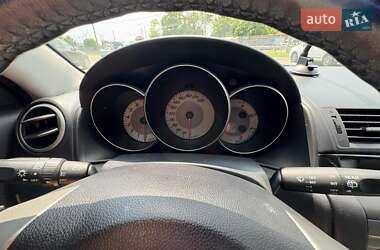 Хэтчбек Mazda 3 2006 в 
