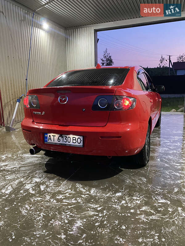 Седан Mazda 3 2006 в Ивано-Франковске