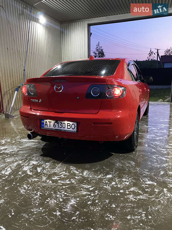 Седан Mazda 3 2006 в Ивано-Франковске