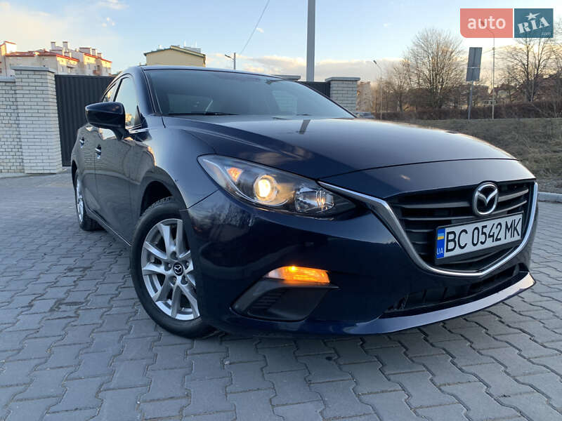 Седан Mazda 3 2014 в 