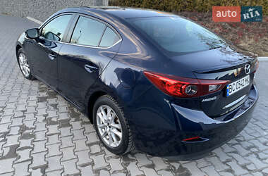 Седан Mazda 3 2014 в 