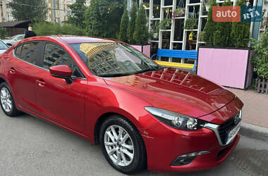 Седан Mazda 3 2017 в 