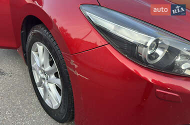 Седан Mazda 3 2017 в 