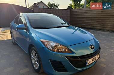 Седан Mazda 3 2011 в 