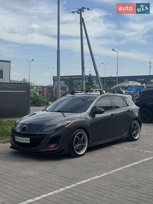 Хэтчбек Mazda 3 2010 в 