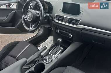 Седан Mazda 3 2017 в Києві