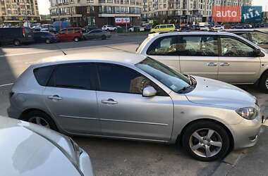 Хэтчбек Mazda 3 2006 в 