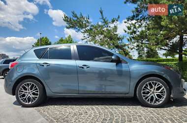 Хэтчбек Mazda 3 2013 в 