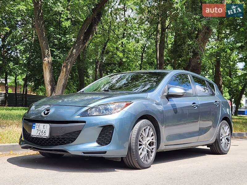 Хэтчбек Mazda 3 2013 в Днепре