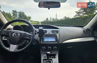 Хэтчбек Mazda 3 2013 в 