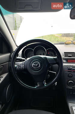 Седан Mazda 3 2007 в 