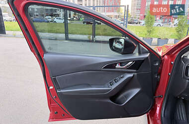 Седан Mazda 3 2013 в 