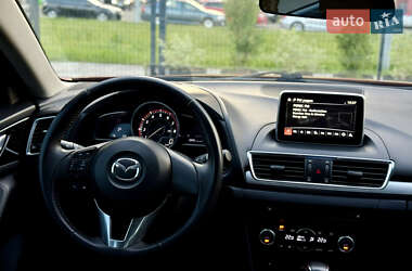 Седан Mazda 3 2013 в 
