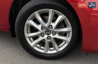 Седан Mazda 3 2013 в 