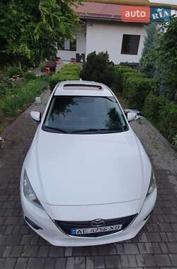 Хэтчбек Mazda 3 2013 в 